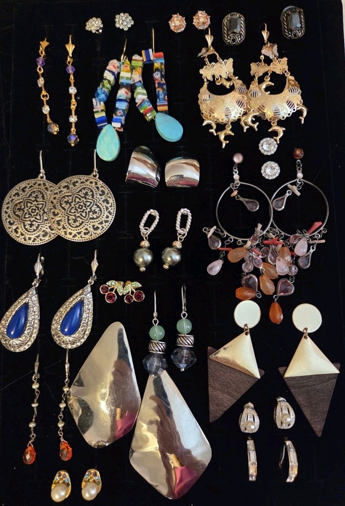 Vintage To Now Quality Earrings Lot Avon Monet Trifari Rhinestone pierced 20