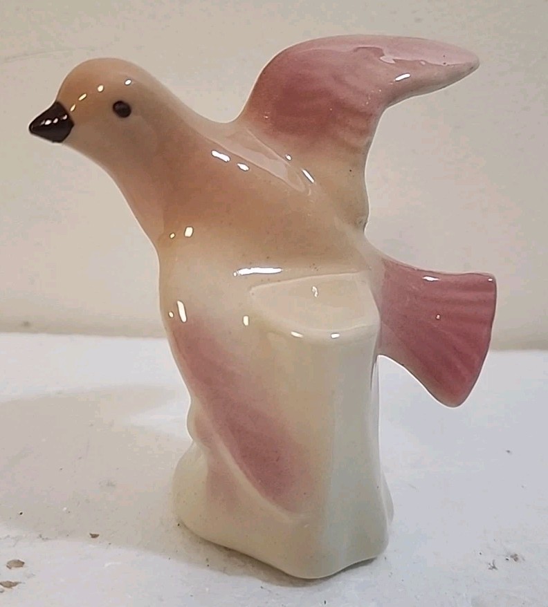 VTG Royal Copley Swallow Bird Tree Stump Figurine Pink Mauve MCM 1950's Ceramic