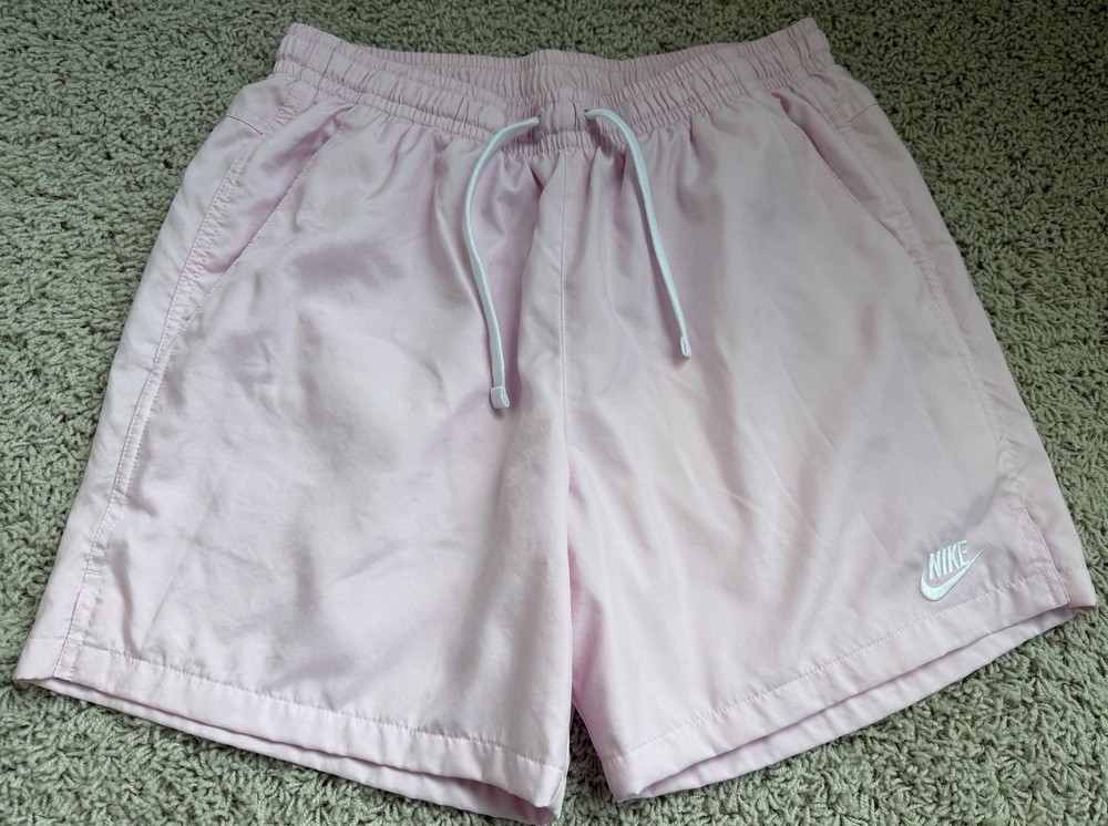 Nike Men’s Club 6