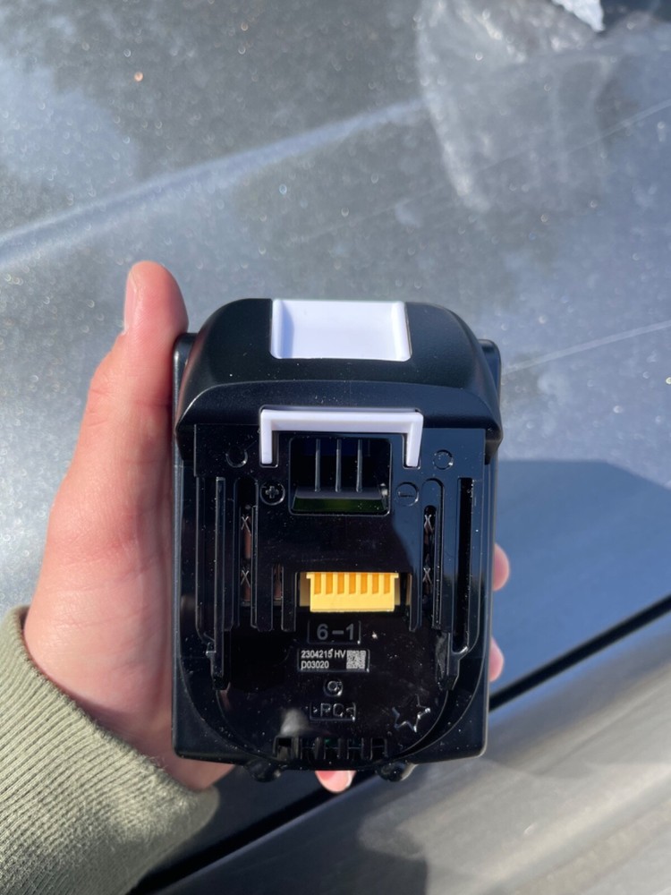 Makita 6.0Ah 18V Lithium-Ion Battery (BL1860B)