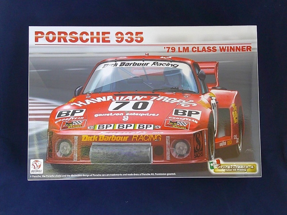 Platz BEEMAX 1/24 Porsche 935 Turbo 1979 Le Mans Class Winner Model Kit BX24036