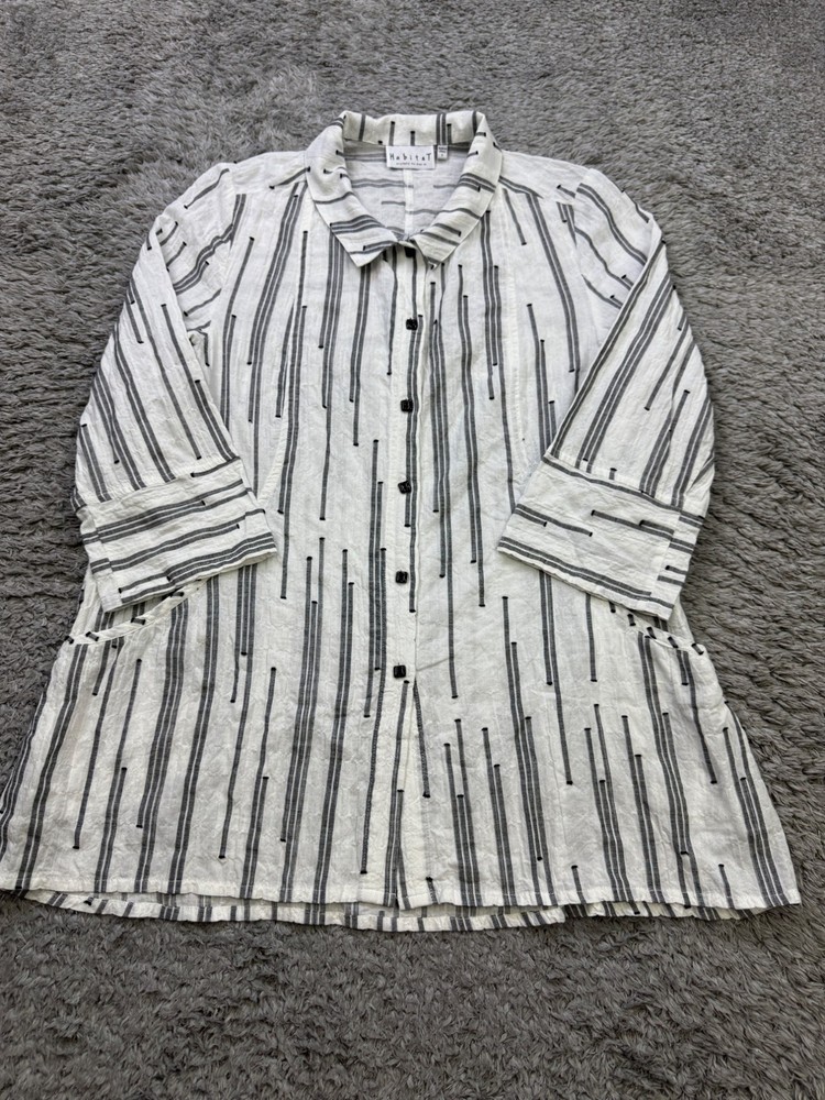 Habitat Top Women Small White Peruvian Stripe 3/4 Sleeve Tunic Button Up Shirt