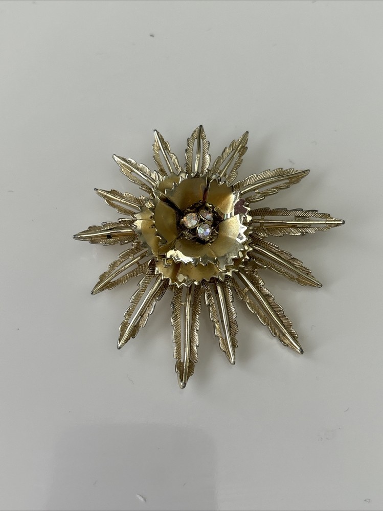 Vintage Sarah Coventry Brooch  Starburst Flower Gold Tone Rhinestone 2.5 Signed