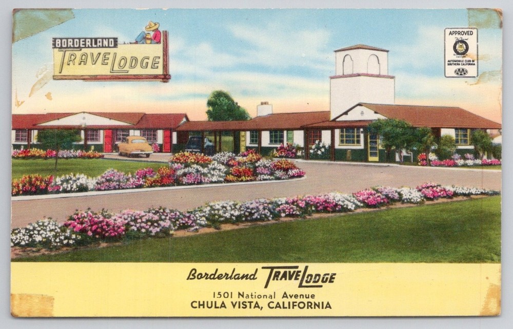Borderland TraveLodge Chula Vista CA Postcard Shini Color Motel 1950s