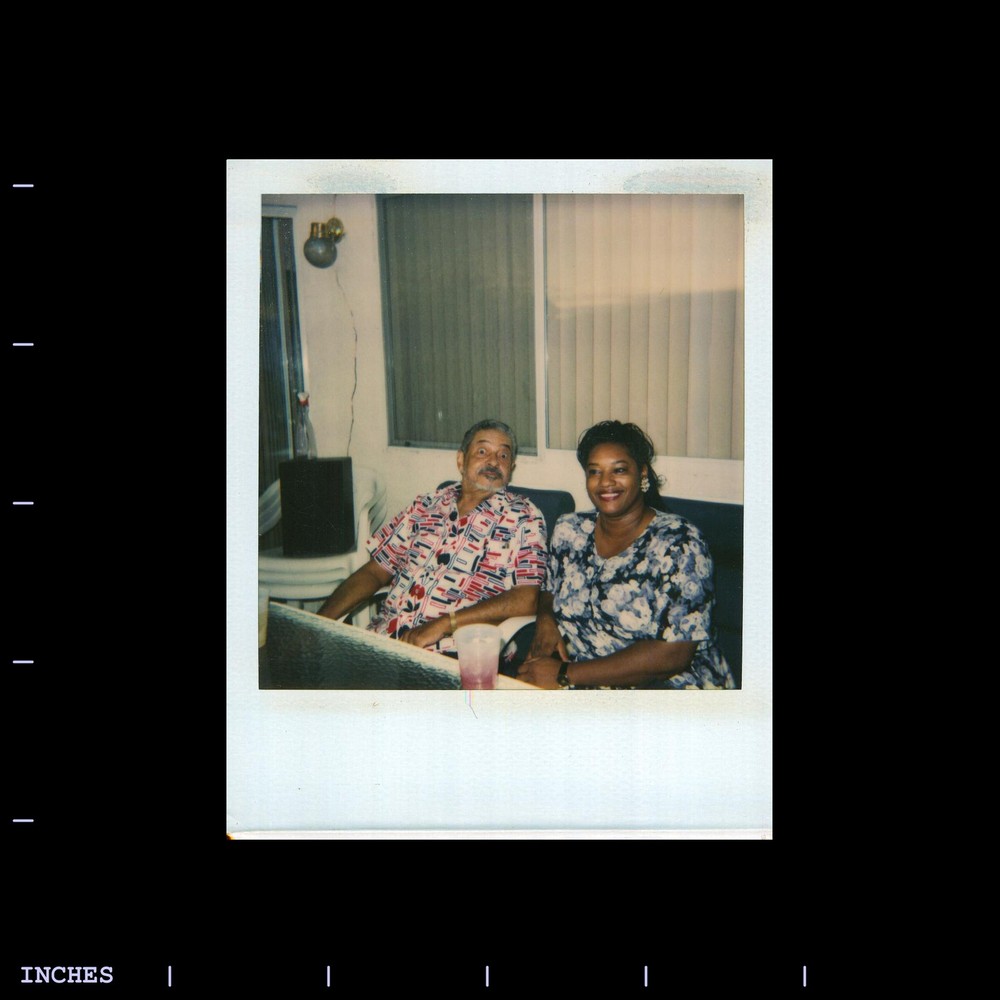Old Polaroid Photo MAN WOMAN SITTING ON COUCH SOFA