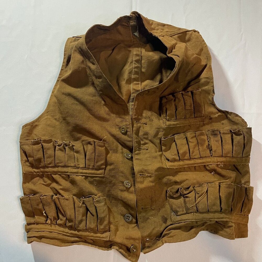 Men's Outdoor Utility Vest in Brown