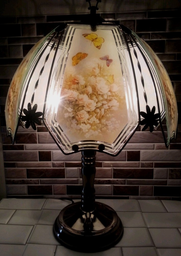 Vintage Touch Lamp Brass Glass Floral Rose Butterflies 6 Panel  3 Settings 22