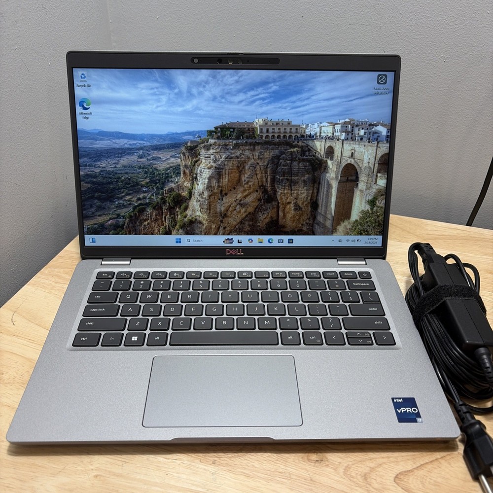 Dell Latitude 5430 Core i7-1265U 1.80GHz, 16gb, 512GB SSD WCAM  WIFI W11 & Cord