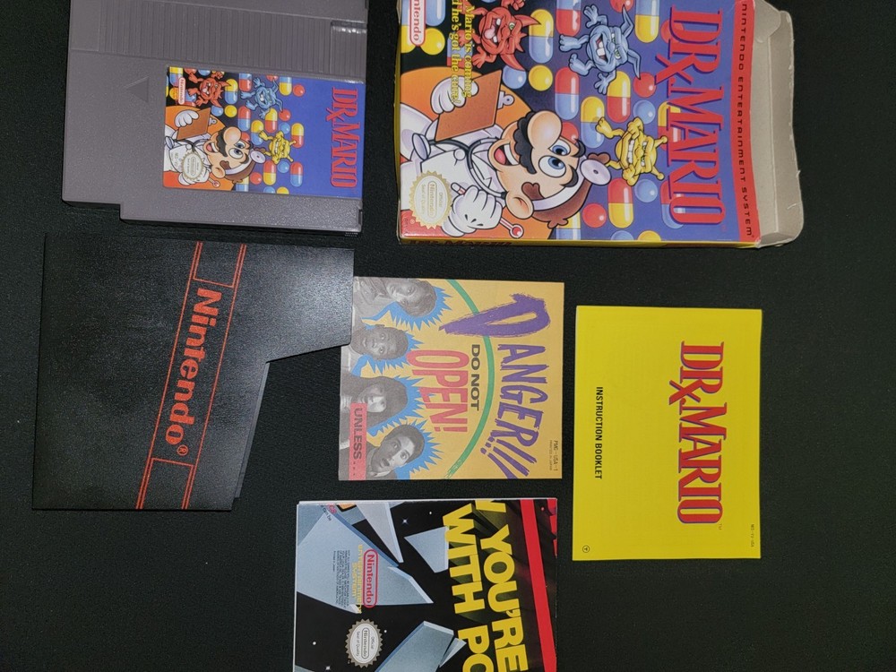 Dr. Mario (Nintendo NES, 1990) CIB Complete In Box With Inserts