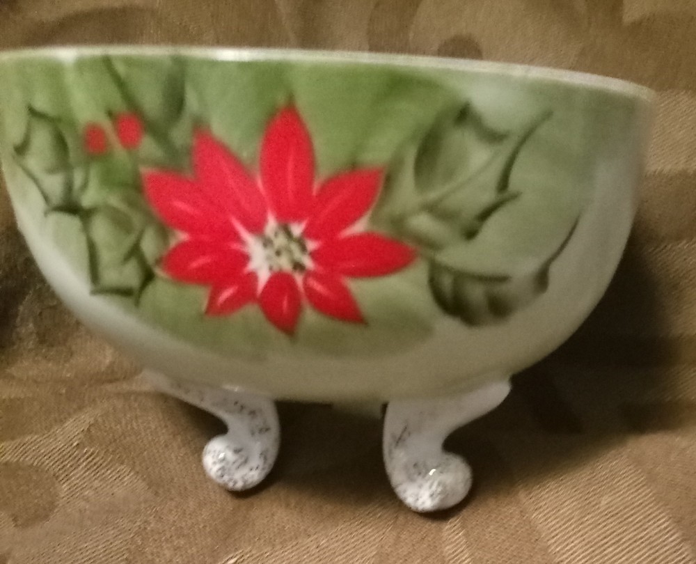 Vtg Lefton China Poinsettia Holly 3 Footed Limited Edition Treat Bowl. Mfg 1990