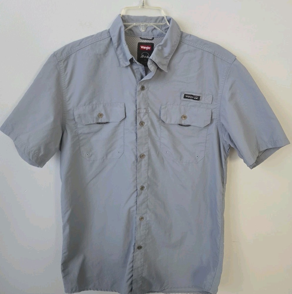 Wrangler Outdoor Men’s Small Gray Short Sleeve Button Up Shirt Fishing Hiking...