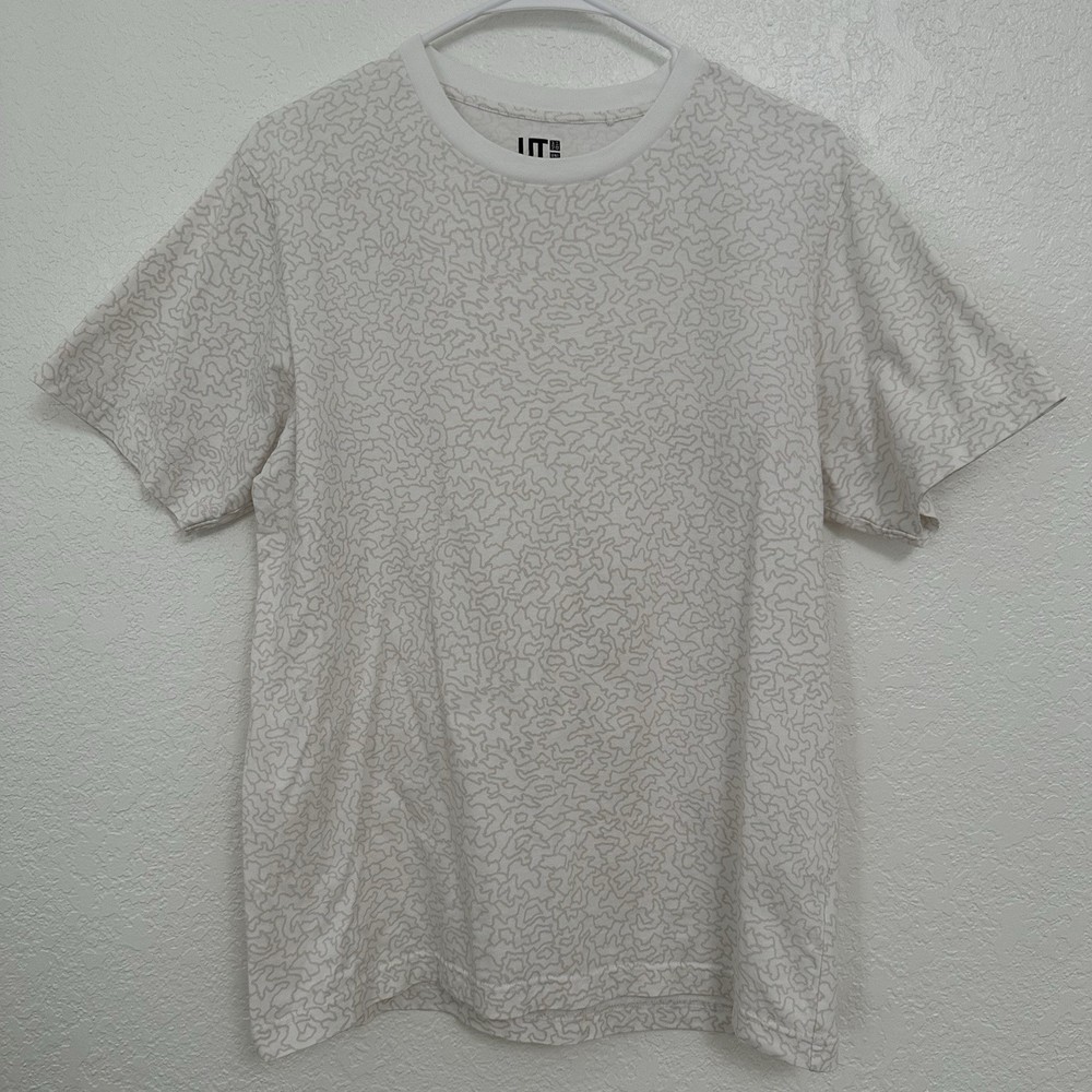 Uniqlo Men's Crew Neck Short Sleeve T-Shirt  Beige Size M