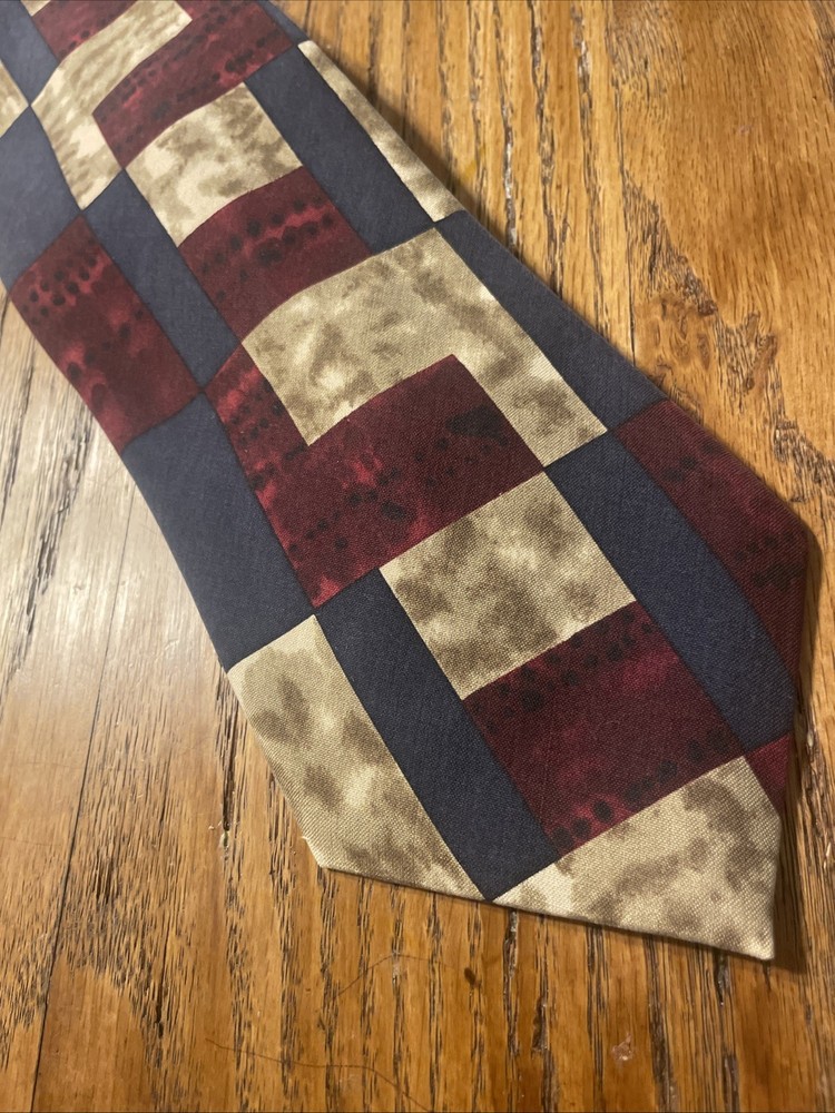 Vintage NWT NOS Venanzi Geometric Silk Tie Men’s Necktie