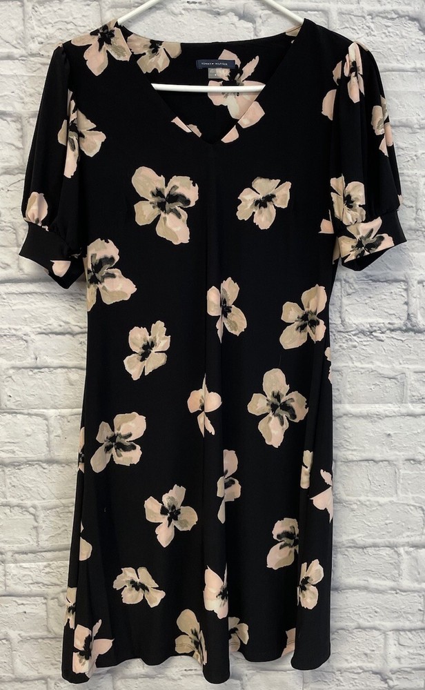 Tommy Hilfiger women's black floral puff sleeve v-neck knee-length dress