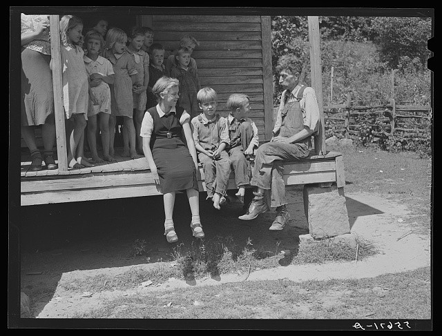 Breathitt County Kentucky 1940 Mountaineer Grandsons Schoolhouse Steps