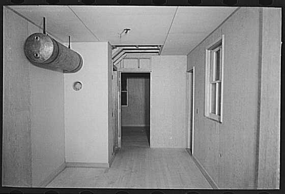 Photo:Wisconsin Farm House Interior 1930s Hallway Room FSA OWI