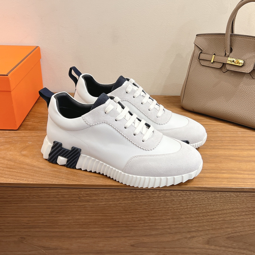 Men's Hermès White Leather Suede Low-Top with Signature Black Side Detail