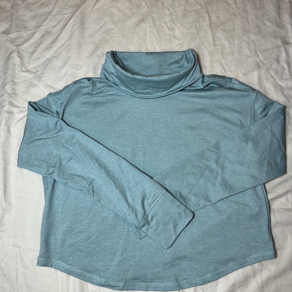 NWT Old Navy Cozecore Go-dry Girls XL ( 14/16) Cropped, Turtleneck Blue  Shirt