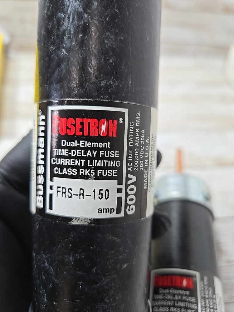 Lot Of 3 Fusetron FRS-R-150 Current-Limiting Fuse 150A 600VAC