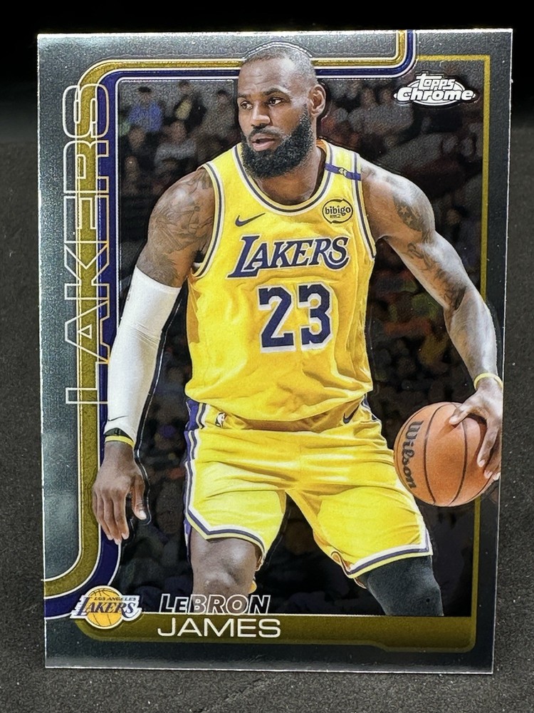 LeBron James 2025-26 Topps Chrome #127 Base Lakers