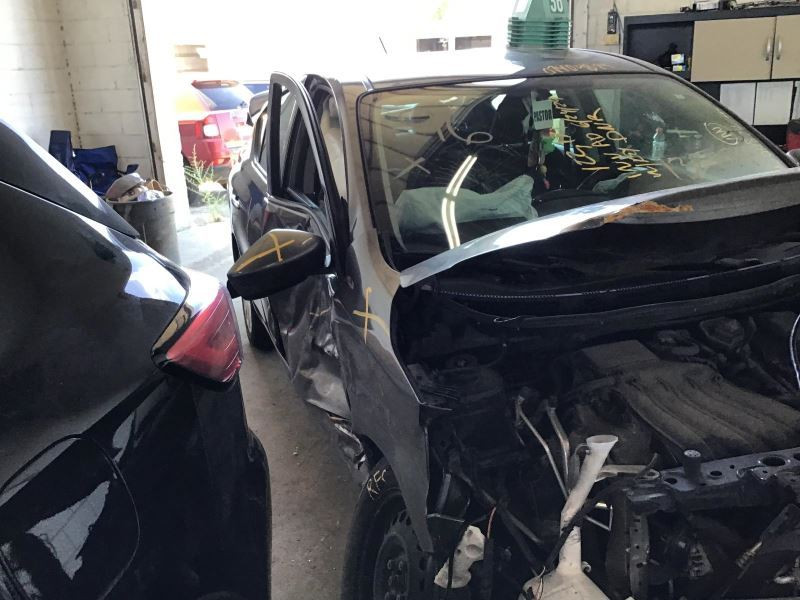 Driver Sun Visor with Mirror for 15-19 Nissan Micra Model 4481841