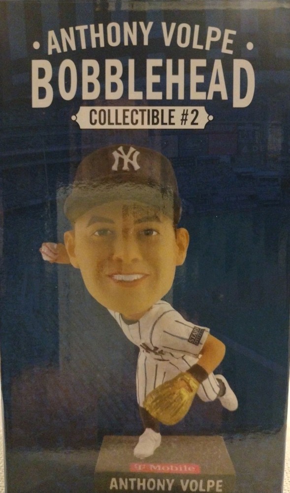 New York Yankees #11 Anthony Volpe Gold Glove Bobblehead SGA 8/10/2024