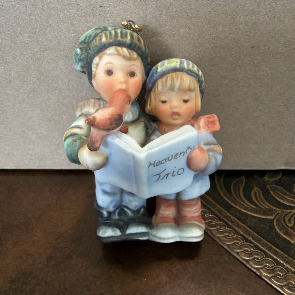 Studio Hummel Christmas Ornament Heavenly Trio Carolers Sing Vintage 1997 Goebel