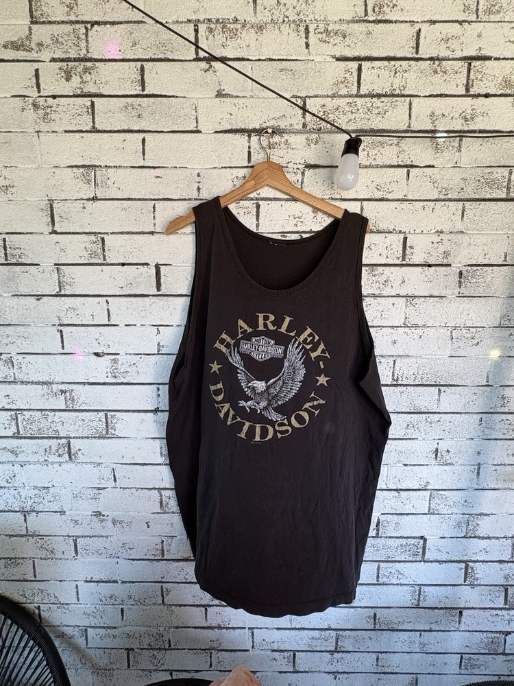 Harley-Davidson Men's XL-2XL Sleeveless Shirt Woodstock Illinois Graphic on back