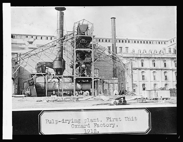 Photo:Pulp drying plant, first unit Oxnard, [California], factory