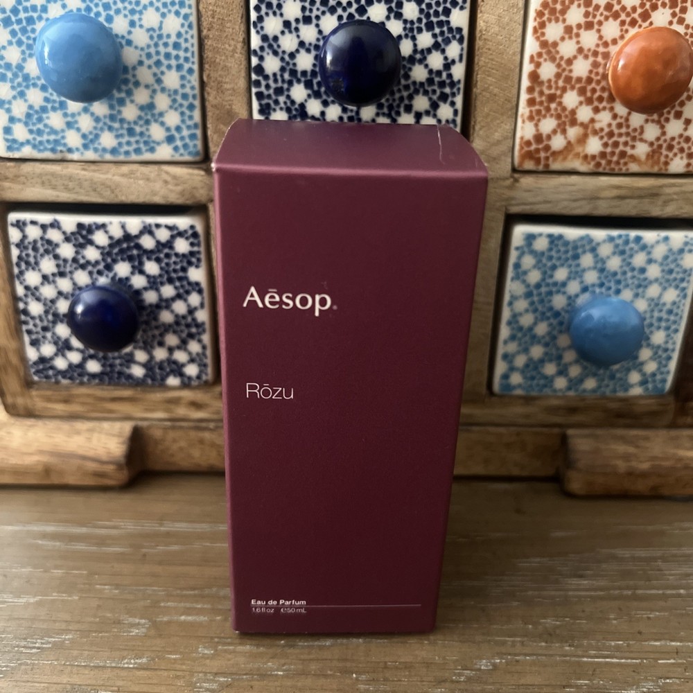 Aesop Perfume Rozu Rose with Vibrant Shiso, according to, wood and spice Unisex