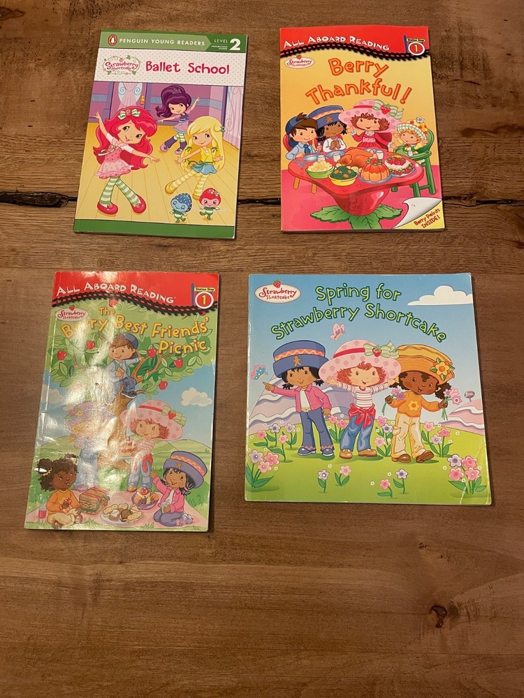 lot 4 strawberry shortcake books 3 vintage 1 is not