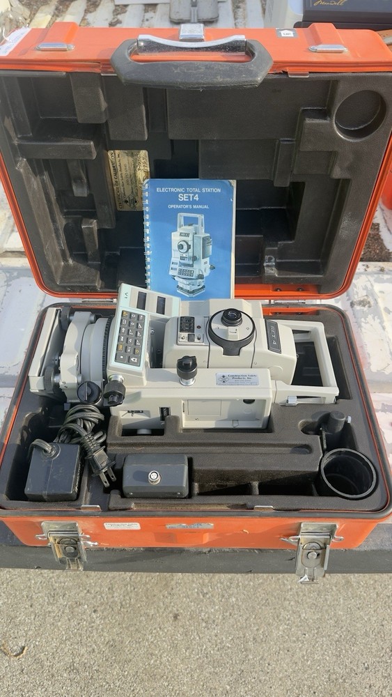 Lietz/ Sokkisha SET4 Electronic Total Station- D20812