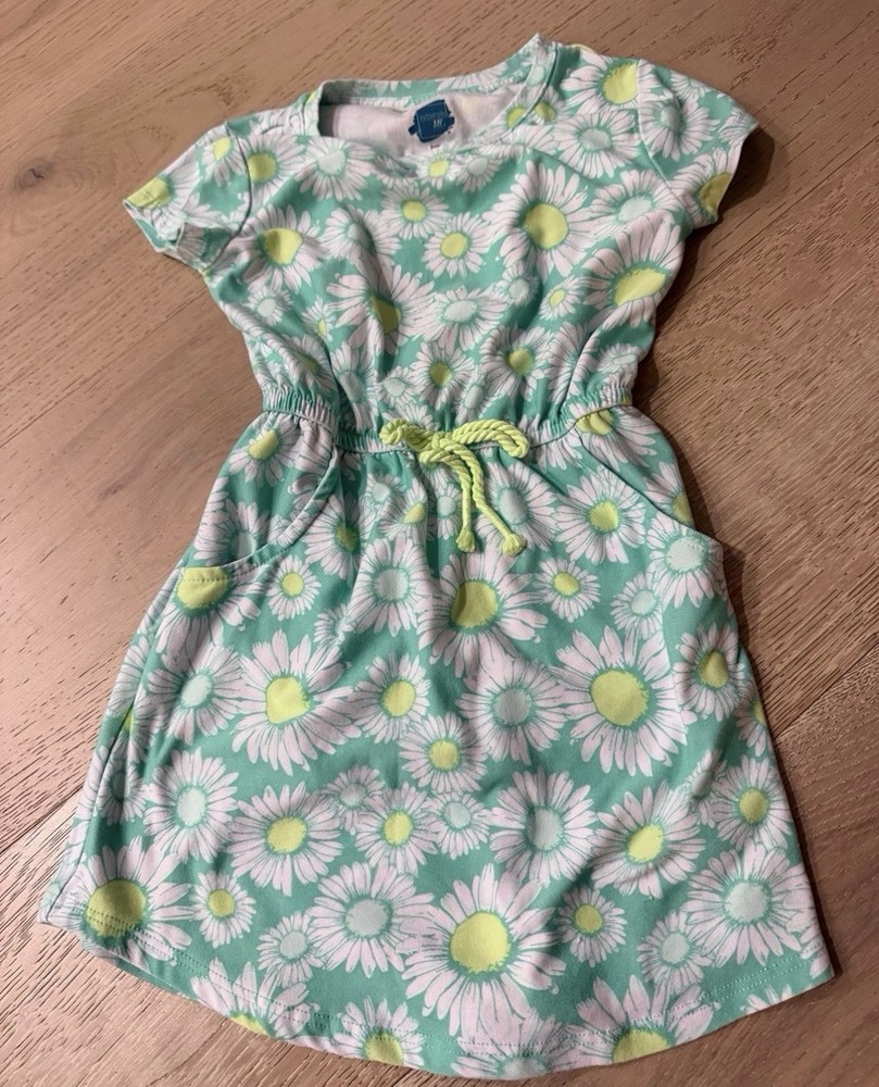 Floral Dress size 5 Girls Pre Owned Excellent Condition