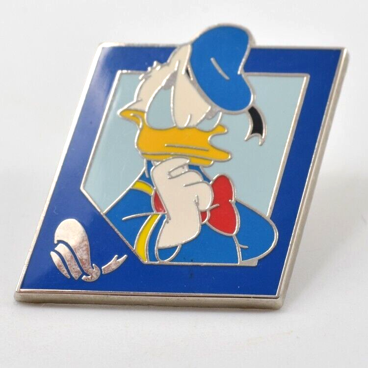 2013 Disney Parks Donald Duck Collectible Diamond Trading Pin A238