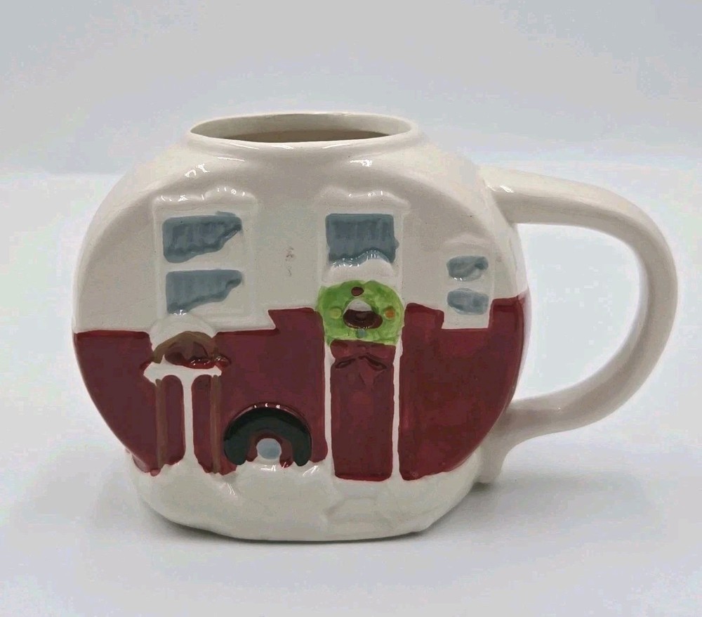 Holiday Cottage Red White Camper Trailer Ceramic Christmas Coffee/Tea Mug