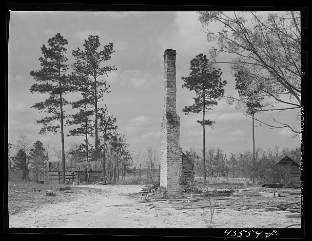 Photo:Moncks Corner South Carolina 1941 Santee Cooper Basin House Ruins