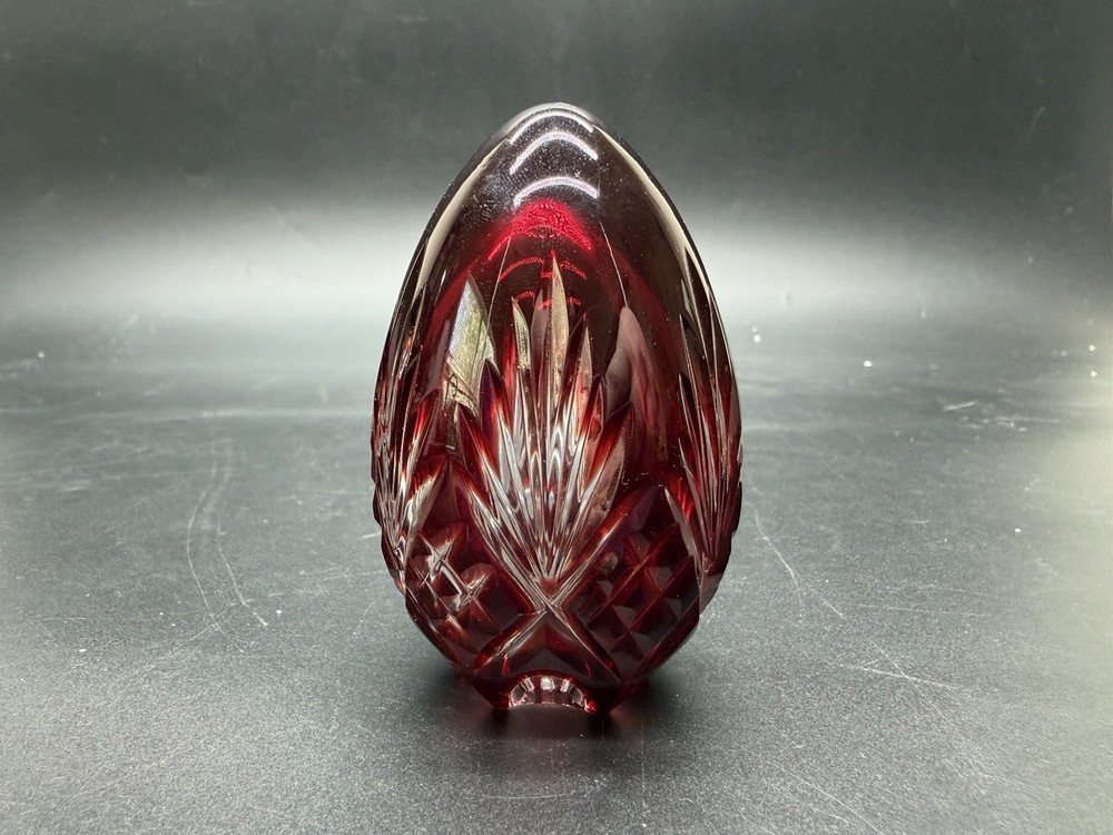 Stunning Red Cut To Clear Crystal Decorative Egg Vintage Collectible