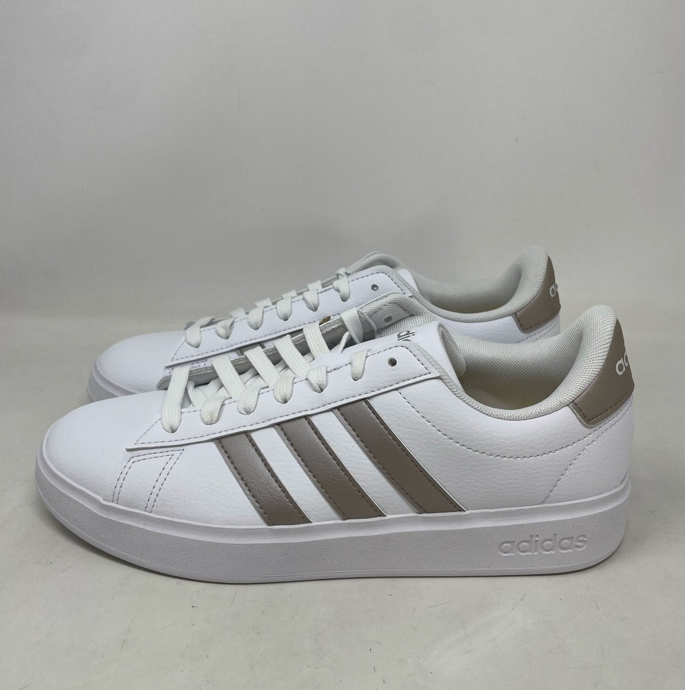 adidas Grand Court 2.0 Cloud White/Platinum Metallic Women’s Size 8 GW9215
