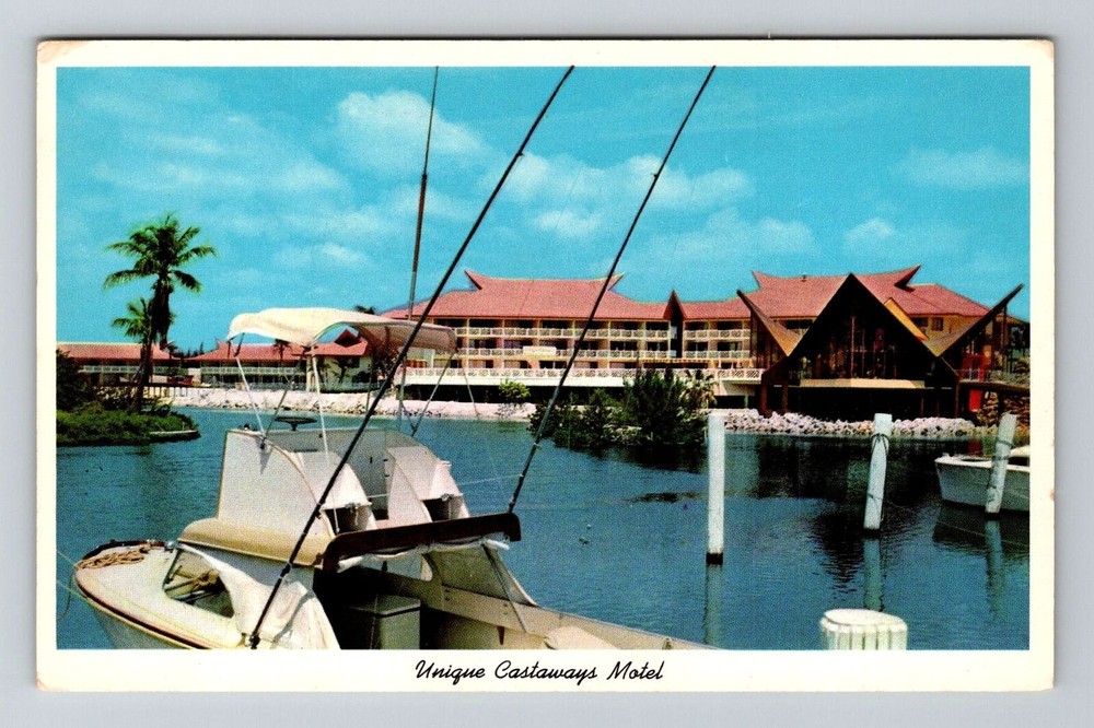 Miami FL-Florida, Castaways Motel, Fishing Boat, Vintage Postcard
