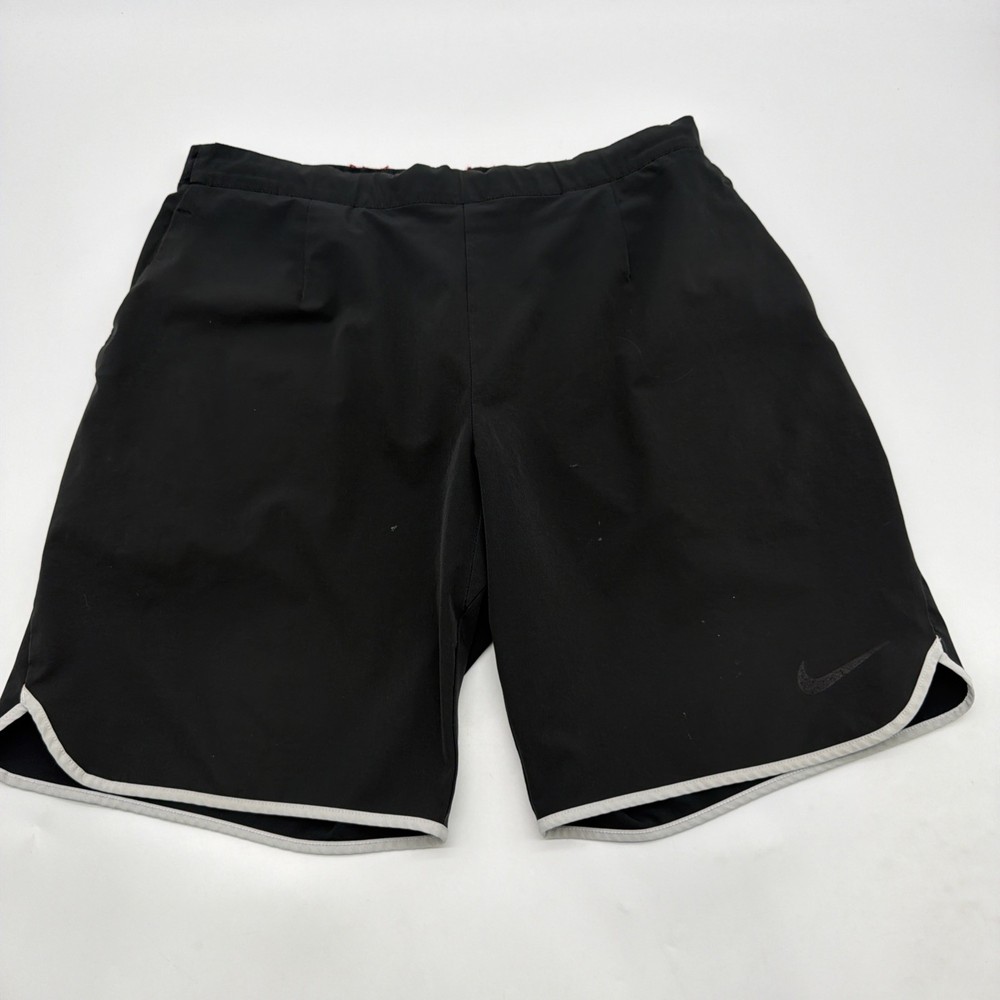 Nike Dri Fit Shorts Men XL Black Pockets Logo .#46343