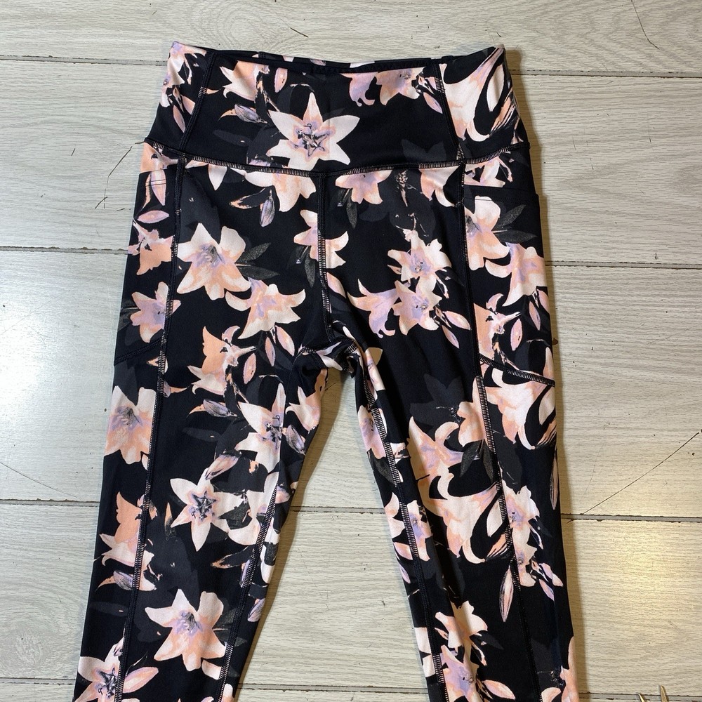 Victoria’s Secret Incredible Essential Leggings  Black Lily Pocket  Yoga M (8)