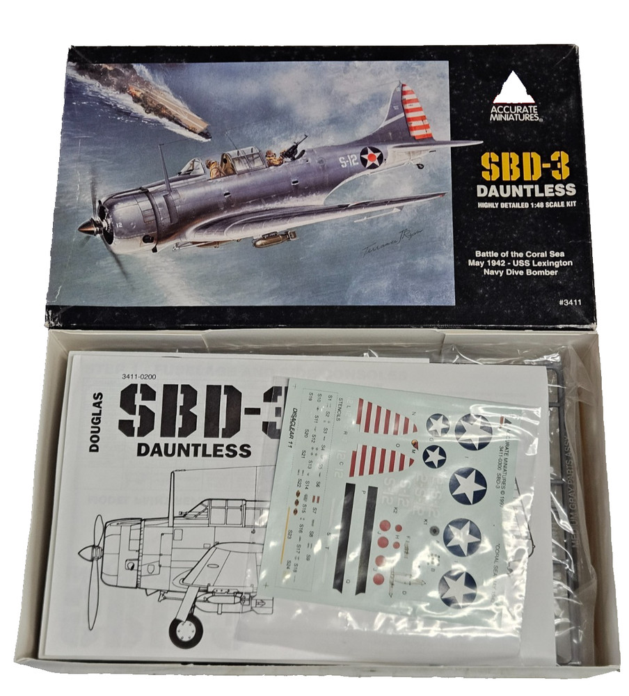Accurate Miniatures 1/48 SBD-3 Dauntless Coral Sea May 1942 Model Kit 3411-0200-image