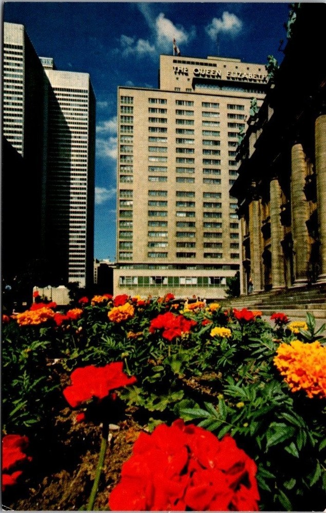 Vintage Queen Elizabeth Hotel Montreal Postcard - CN Hilton Canada
