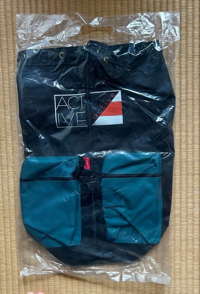 One Shoulder Backpack With Front Pocket Heisei Retro