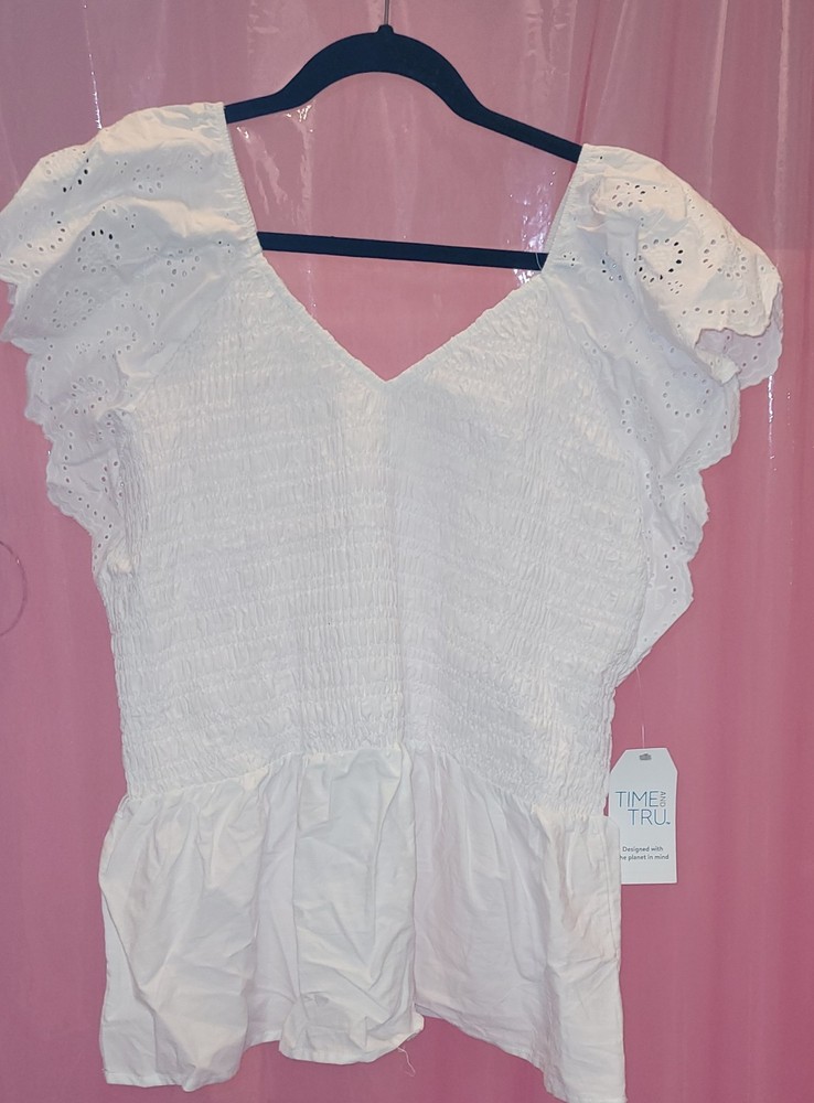 Time and Tru White Smocked Eyelet Flutter Sleeve Peplum V-Neck Top XXXL 22