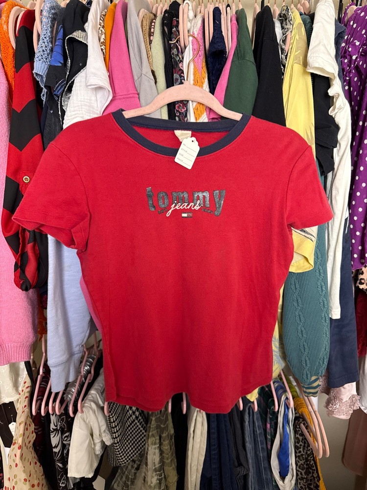 Y2K Tommy Jeans Fitted Red Baby Tee Women’s Logo T-Shirt