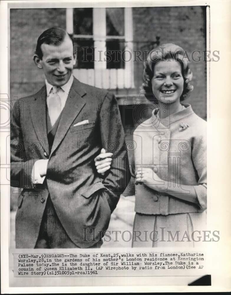 1961 Press Photo The Duke of Kent & fiancee Katharine Worsley in London