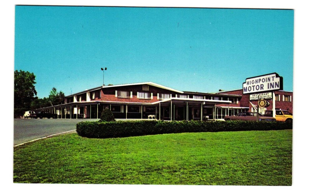 High Point Motor Inn CHICOPEE falls MA vintage postcard unposted