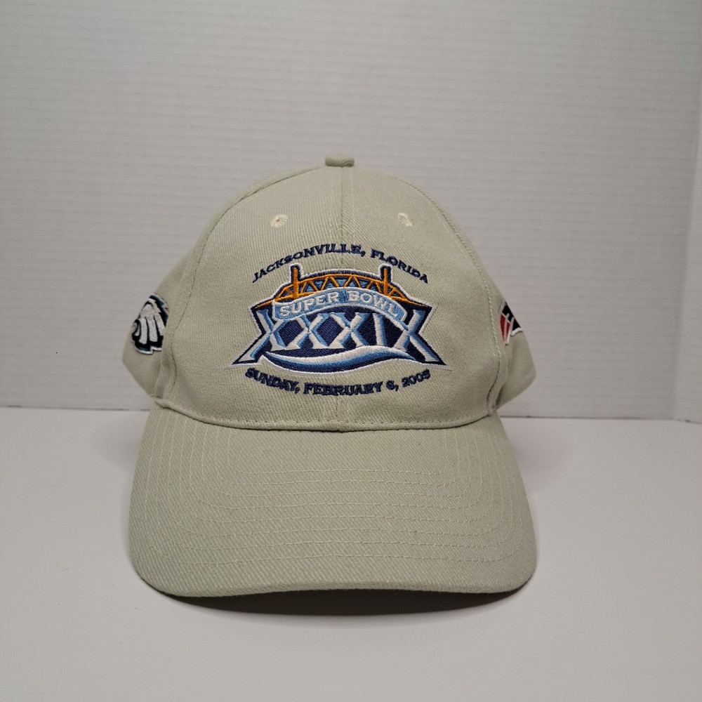 NFL Reebok Super Bowl XXXIX (39) 2005 Eagles vs. Patriots Strap Back Hat White