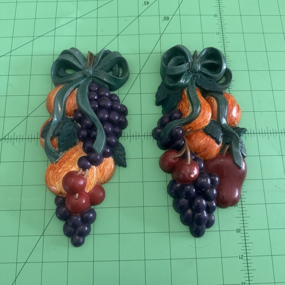Vintage Home Interiors Burwood Fruit Wall Hanging Plaques Plastic Decor Set Of 2